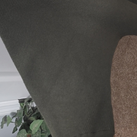 Green casual batwing sweater - Picture 7 of 7